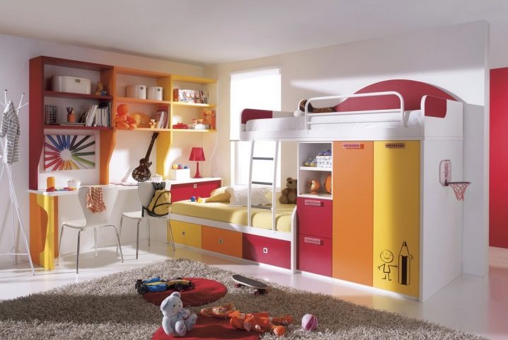 Ikea łóżko piętrowe – niesamowita frajda dla dzieci