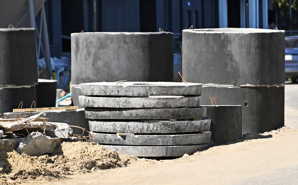 Kręgi do szamba, czyli kręgi betonowe do użycia w instalacjach odprowadzających ścieki
