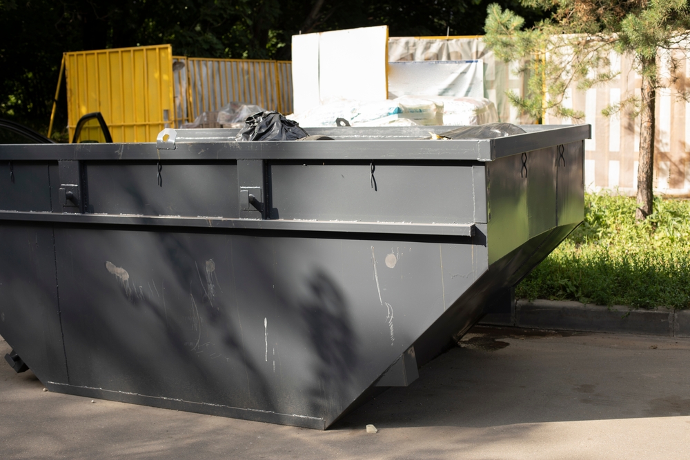 Kontener na odpady komunalne: Efektywne zarządzanie odpadami i świadomy obieg