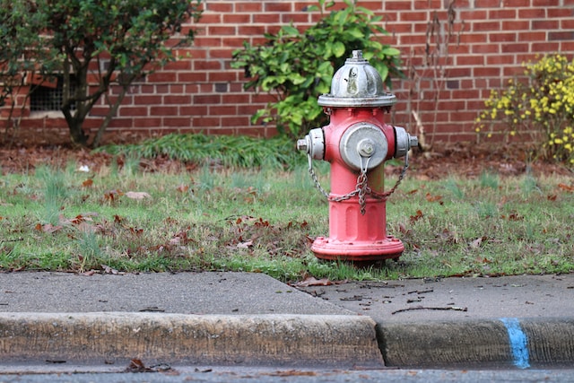 Skrzynka hydrantowa – niepozorny strażnik bezpieczeństwa