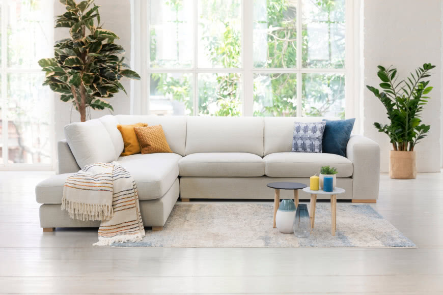 Sofa PINET marki Livingroom – model, który odnajdzie się w każdym wnętrzu